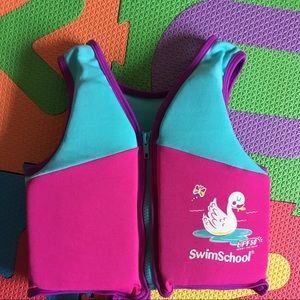 Life vest 2-3 year old up to 33 lbs